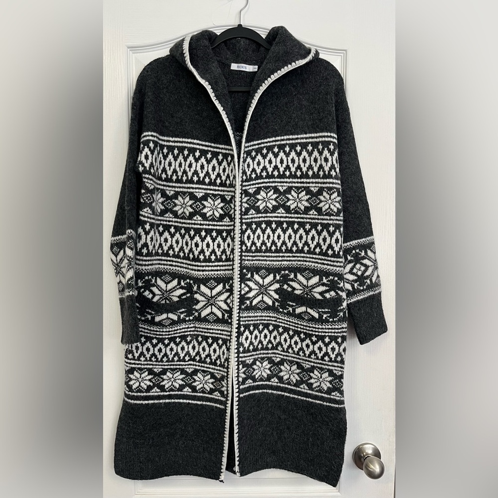 Ricki's NWOT Fair Isle Hooded Long Charcoal Cardigan with pockets size M